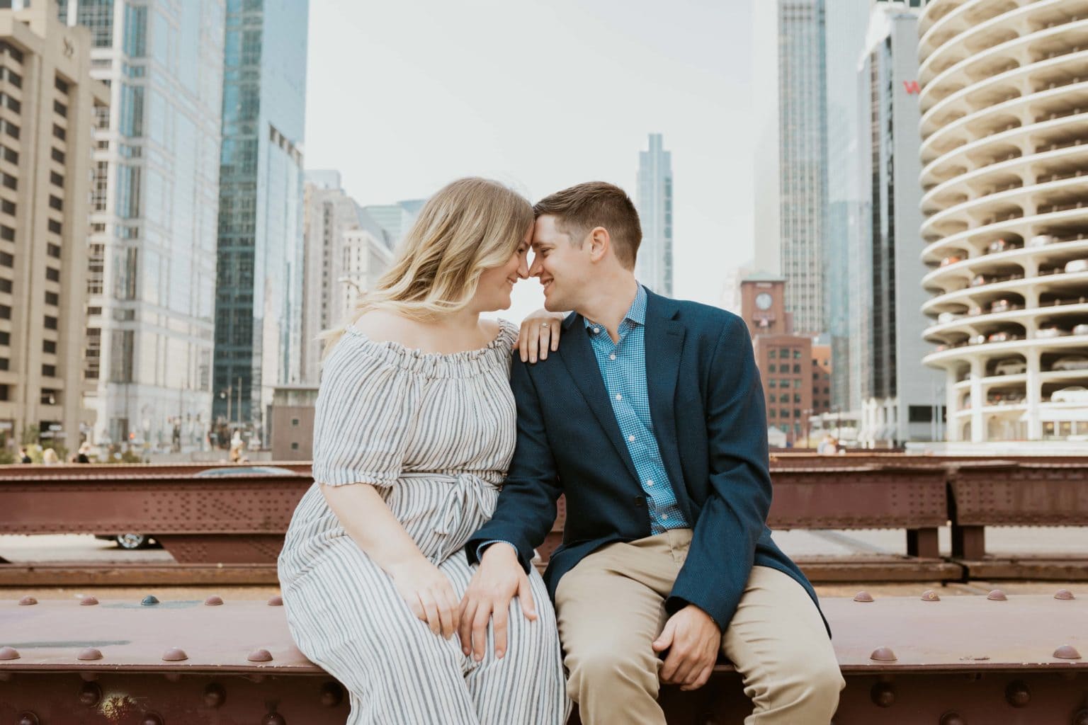 Best Places to Propose in Chicago (2021) Chicago Proposal Photographer